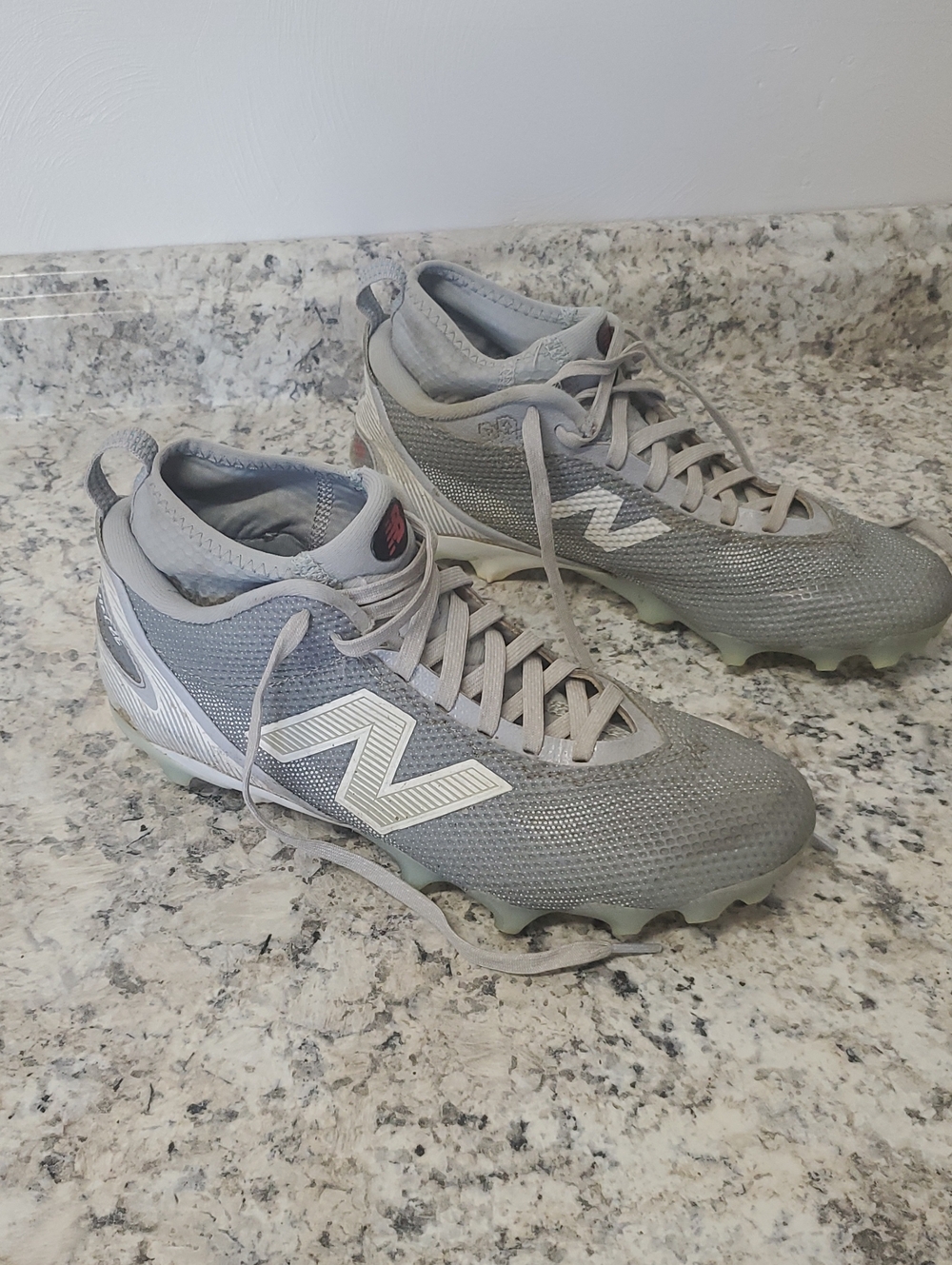 NEW BALANCE Freeze Men's Lacrosse Cleats Size 9 - Picture 1 of 8